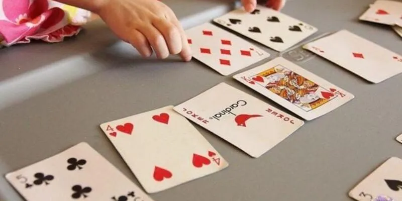 Cách chia bài và quy tắc tính điểm ba cây